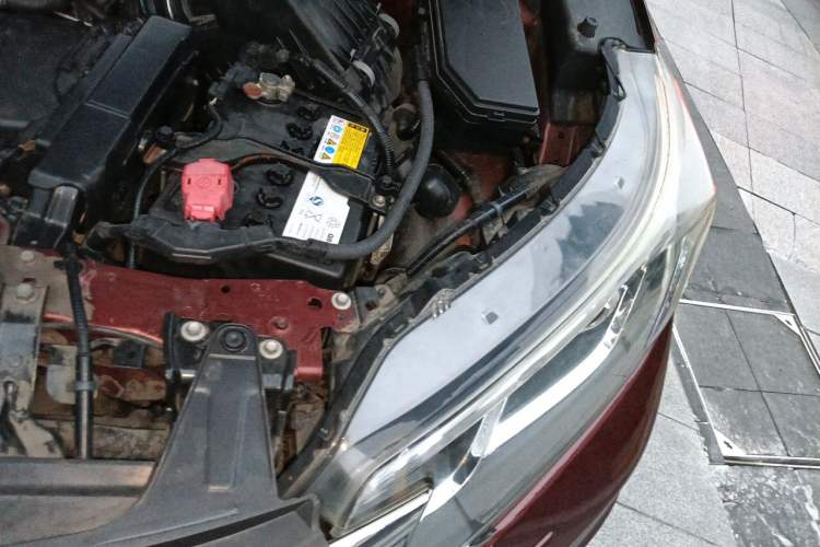 Used Honda CR-V 2015 2.4L Four-Wheel Drive Prestige Edition Engine Bay Left