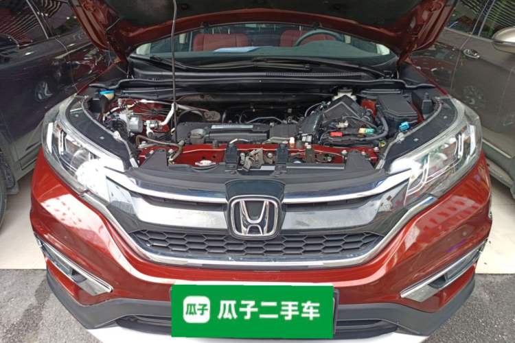 Used Honda CR-V 2015 2.4L two-wheel drive luxury version Engine Bay