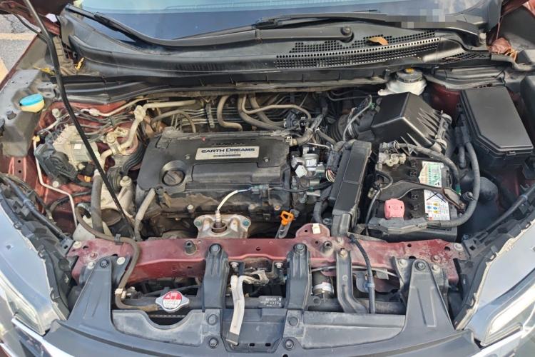 Used Honda CR-V 2015 2.4L two-wheel drive luxury version Engine Bay