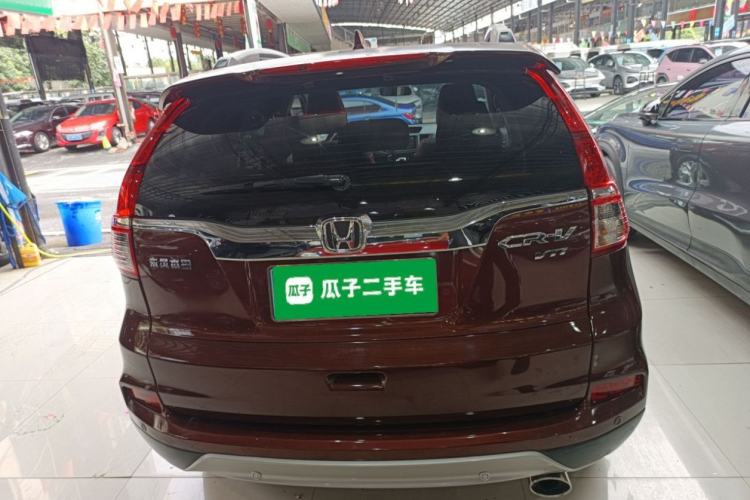 Used Honda CR-V 2015 2.4L two-wheel drive luxury version Exterior 4