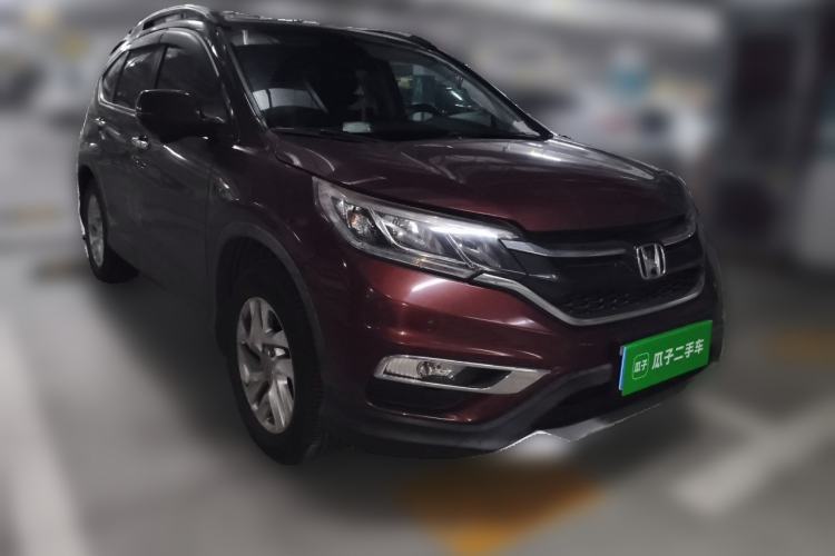 Used Honda CR-V 2015 2.4L two-wheel drive luxury version Front Right 45 Deg