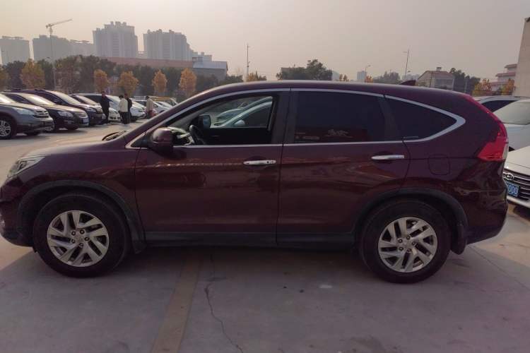 Used Honda CR-V 2015 2.4L four-wheel drive luxury version Left Side