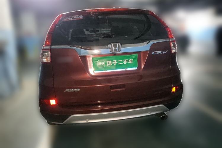 Used Honda CR-V 2015 2.4L four-wheel drive luxury version Rear