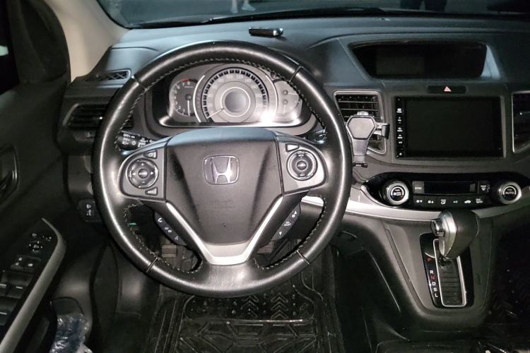 Used Honda CR-V 2015 2.4L four-wheel drive luxury version Steering Wheel