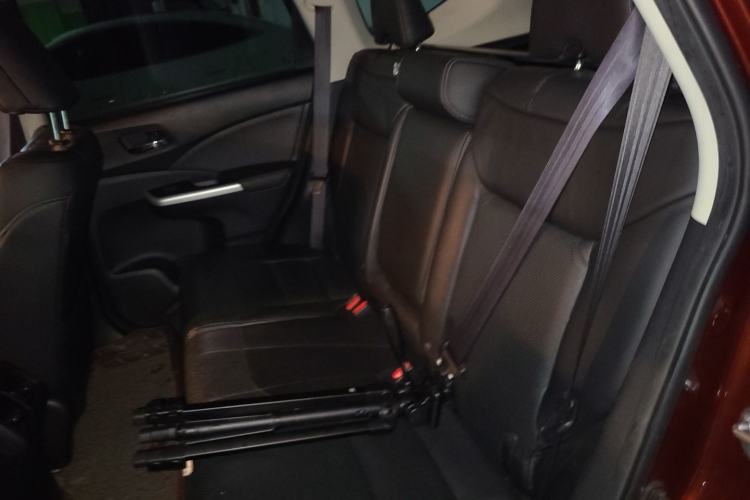 Used Honda CR-V 2015 2.4L two-wheel drive luxury version Left Rear Seat
