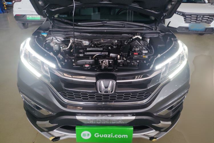 Used Honda CR-V 2015 2.4L four-wheel drive luxury version Engine Bay