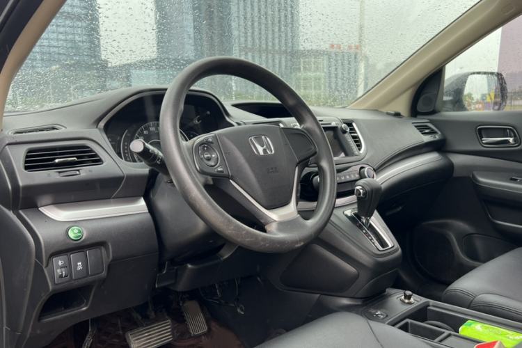 Used Honda CR-V 2015 2.0L two-wheel drive Fashion Edition Exterior 3