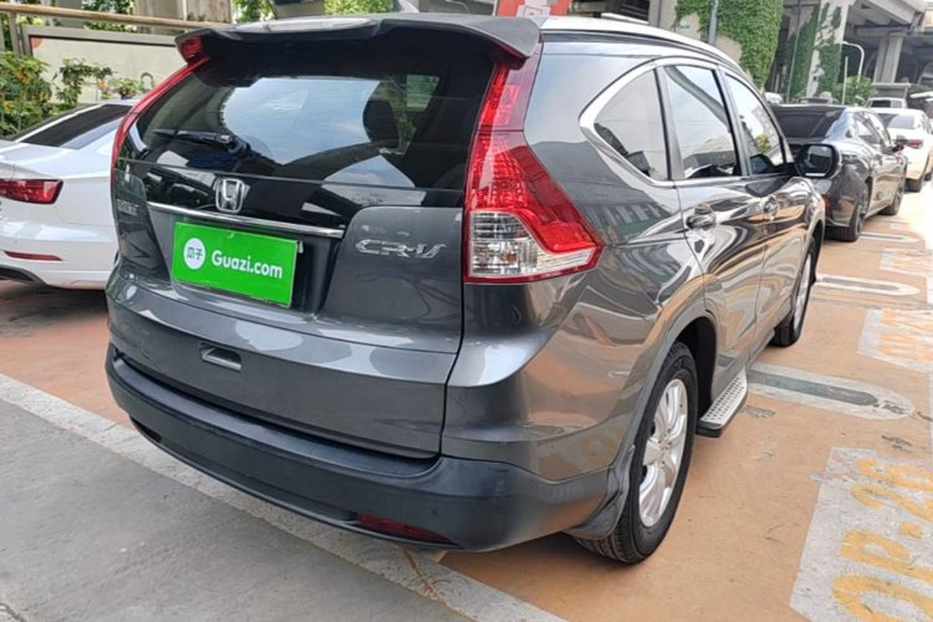 Used Honda CR-V 2015 2.0L 2WD Classic Edition Rear Right 45 Deg