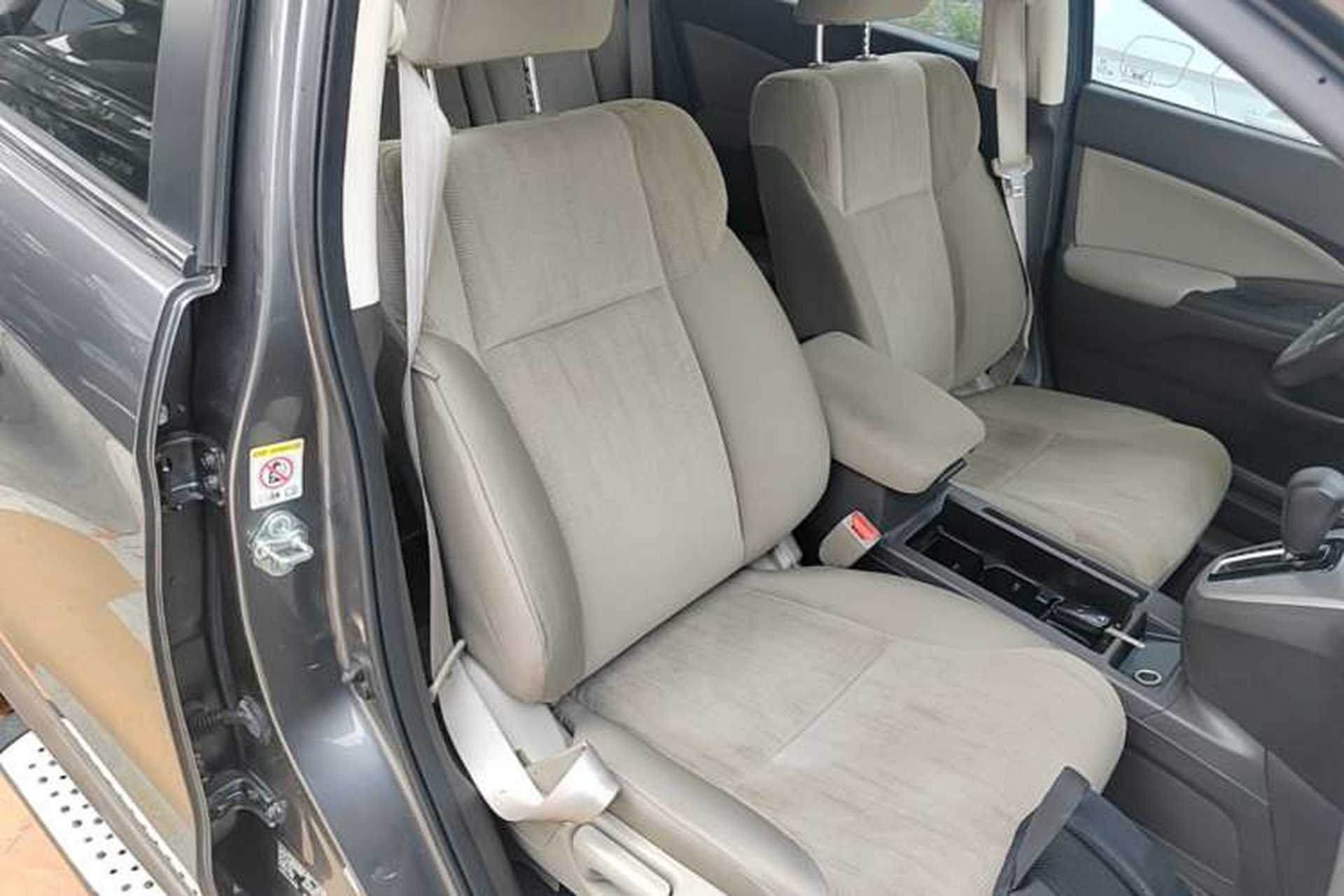 Used Honda CR-V 2015 2.0L 2WD Classic Edition Right Front Seat