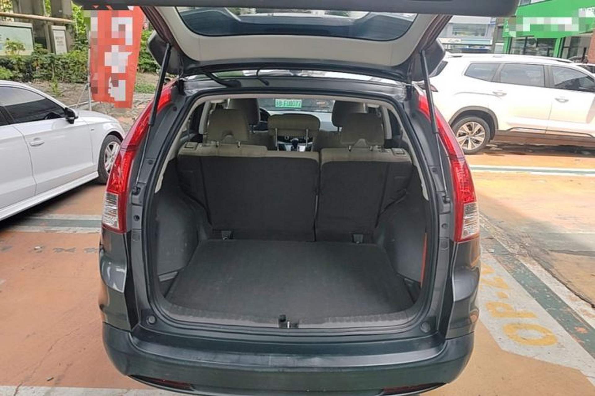 Used Honda CR-V 2015 2.0L 2WD Classic Edition Trunk