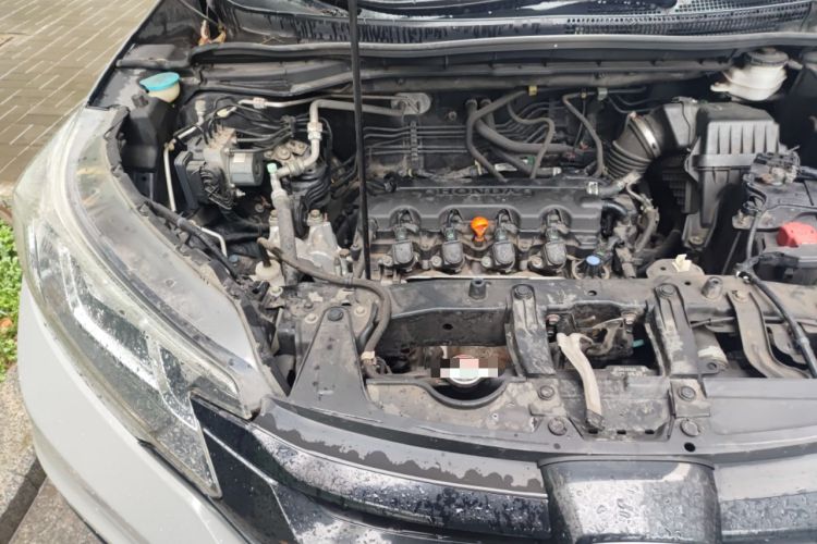 Used Honda CR-V 2015 2.0L two-wheel drive Fashion Edition Engine Bay Right