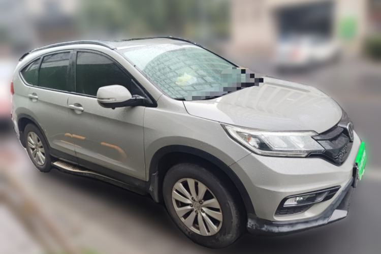 Used Honda CR-V 2015 2.0L two-wheel drive Fashion Edition Front Right 45 Deg