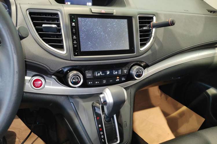 Used Honda CR-V 2015 2.4L two-wheel drive luxury version Audio And AC Panel