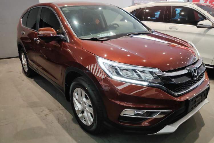 Used Honda CR-V 2015 2.4L two-wheel drive luxury version Exterior 2