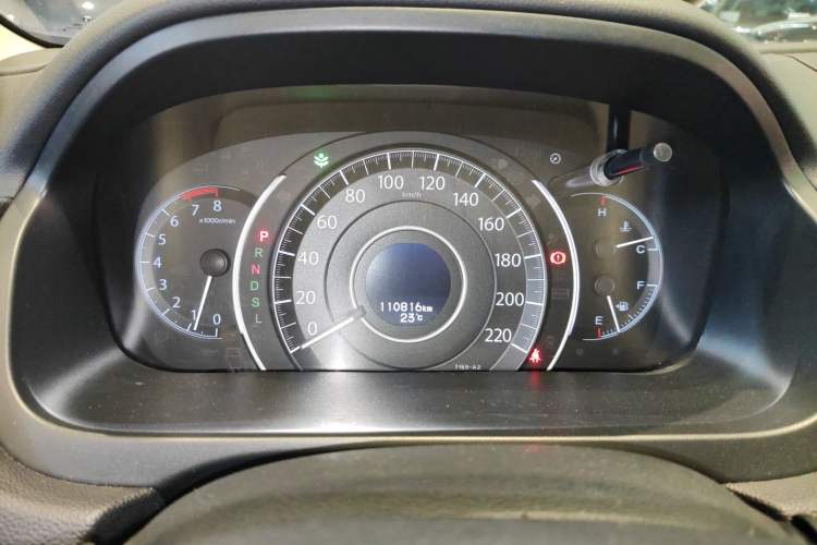 Used Honda CR-V 2015 2.4L two-wheel drive luxury version Instrument Cluster
