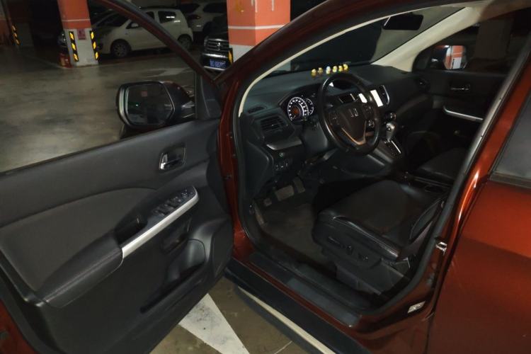 Used Honda CR-V 2015 2.4L four-wheel drive luxury version Driver Seat