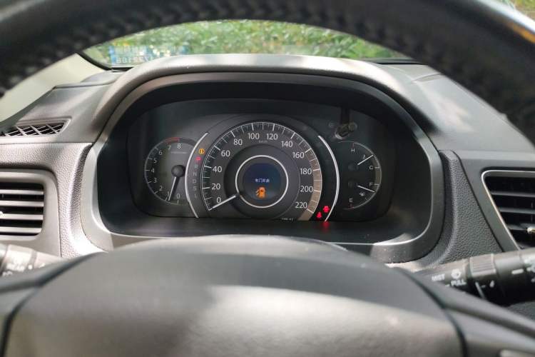 Used Honda CR-V 2015 2.4L two-wheel drive luxury version Instrument Cluster