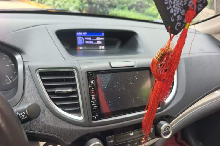 Used Honda CR-V 2015 2.4L two-wheel drive luxury version Audio And AC Panel