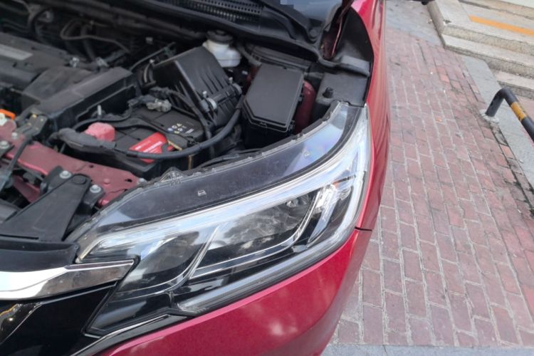 Used Honda CR-V 2015 2.4L two-wheel drive luxury version Engine Bay Left