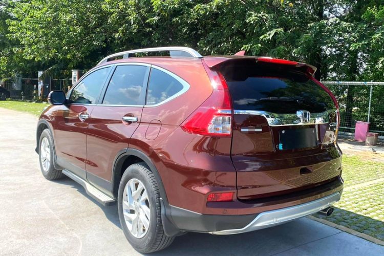 Used Honda CR-V 2015 2.4L two-wheel drive luxury version Exterior 3