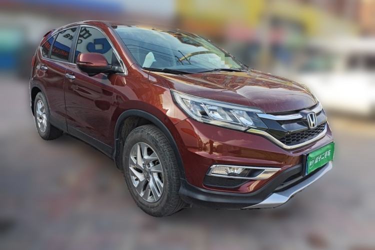 Used Honda CR-V 2015 2.4L two-wheel drive luxury version Front Right 45 Deg