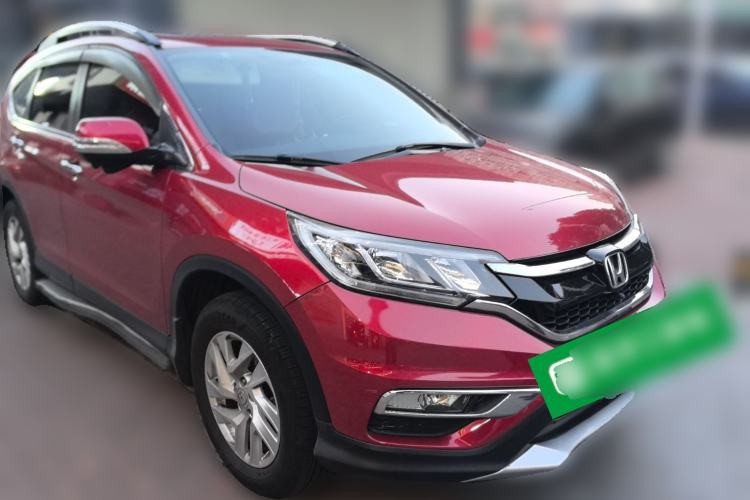 Used Honda CR-V 2015 2.4L two-wheel drive luxury version Front Right 45 Deg
