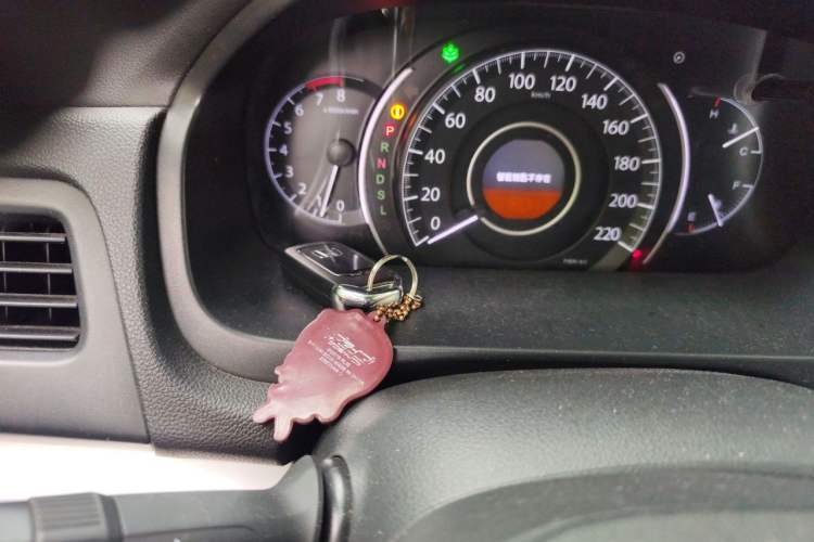 Used Honda CR-V 2015 2.4L two-wheel drive luxury version Interior 1