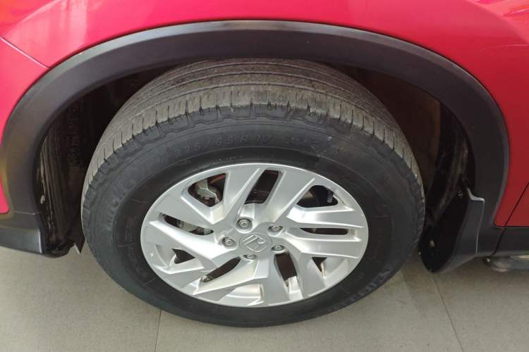 Used Honda CR-V 2015 2.4L two-wheel drive luxury version Left Front Wheel Hub