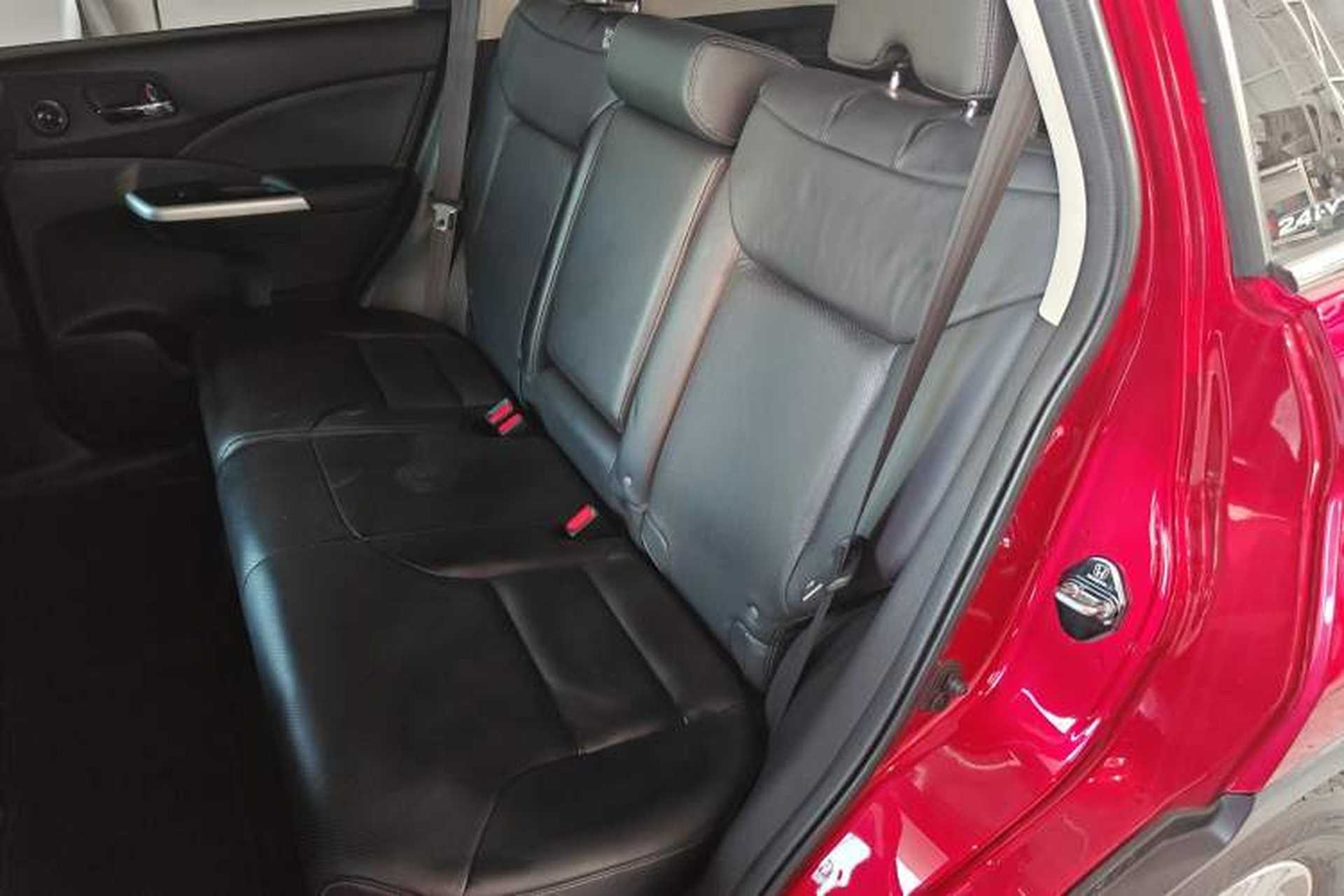 Used Honda CR-V 2015 2.4L two-wheel drive luxury version Left Rear Seat