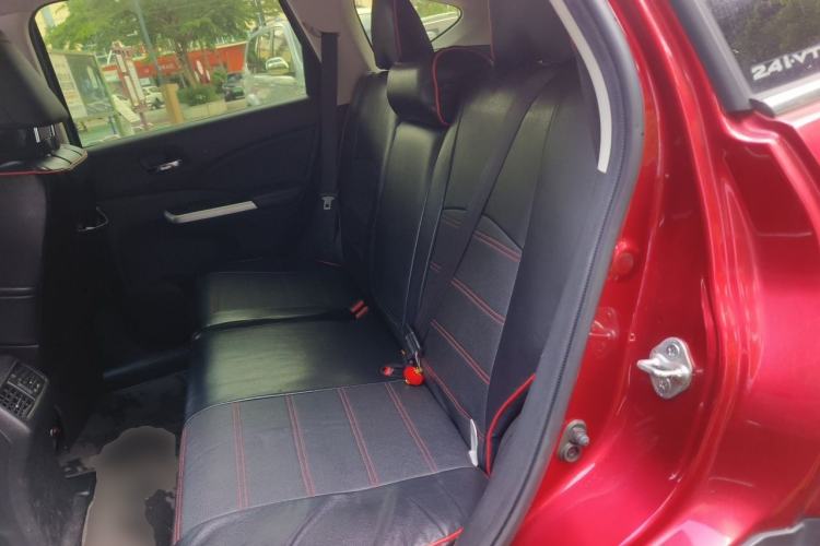 Used Honda CR-V 2015 2.4L two-wheel drive luxury version Left Rear Seat