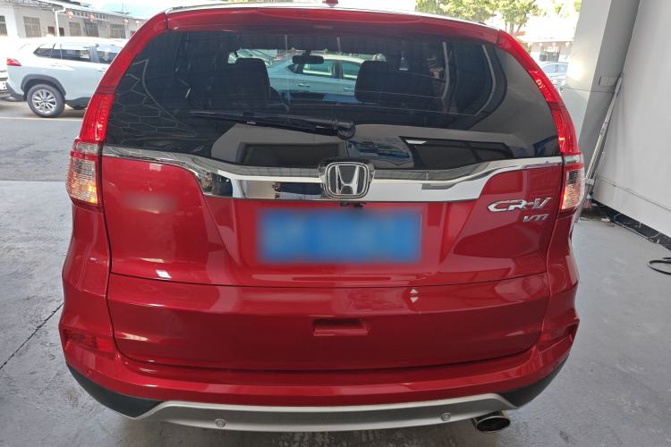 Used Honda CR-V 2015 2.4L two-wheel drive luxury version Rear
