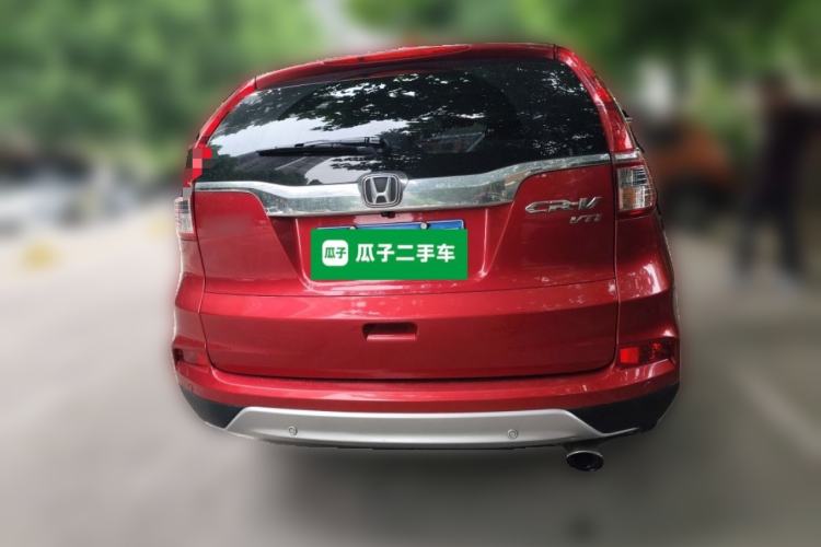 Used Honda CR-V 2015 2.4L two-wheel drive luxury version Rear