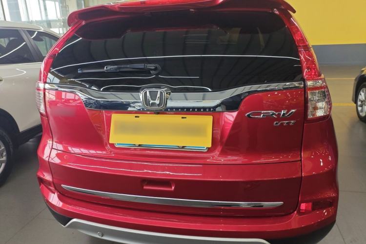 Used Honda CR-V 2015 2.4L two-wheel drive luxury version Rear