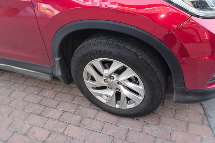 Used Honda CR-V 2015 2.4L two-wheel drive luxury version Right Front Wheel Hub