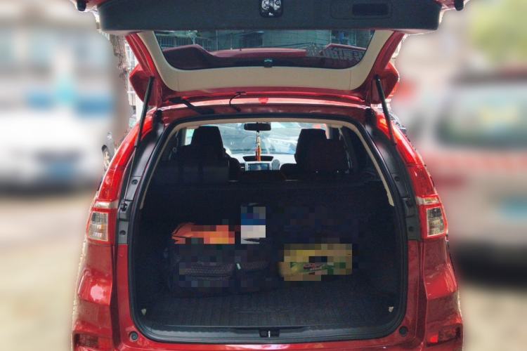 Used Honda CR-V 2015 2.4L two-wheel drive luxury version Trunk