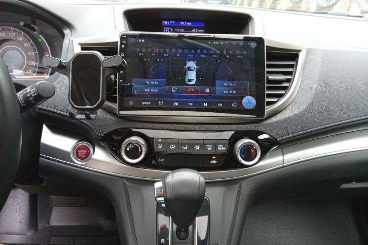 Used Honda CR-V 2015 2.0L two-wheel drive Fashion Edition Audio And AC Panel