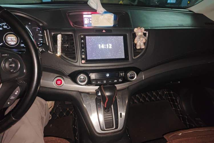 Used Honda CR-V 2015 2.4L two-wheel drive luxury version Audio And AC Panel