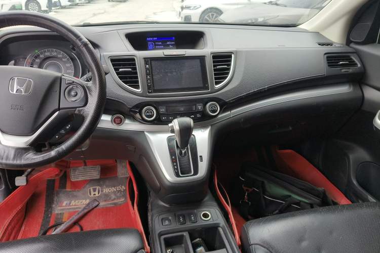 Used Honda CR-V 2015 2.4L two-wheel drive luxury version Audio And AC Panel