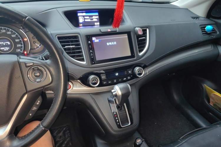 Used Honda CR-V 2015 2.4L two-wheel drive luxury version Audio And AC Panel