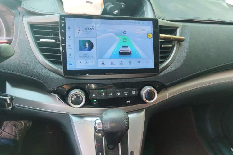 Used Honda CR-V 2015 2.0L two-wheel drive urban version Audio And AC Panel