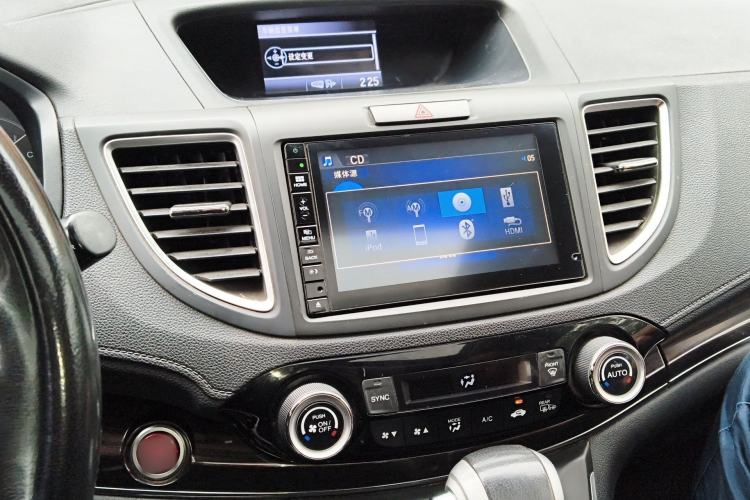 Used Honda CR-V 2015 2.4L Four-Wheel Drive Prestige Edition Audio And AC Panel