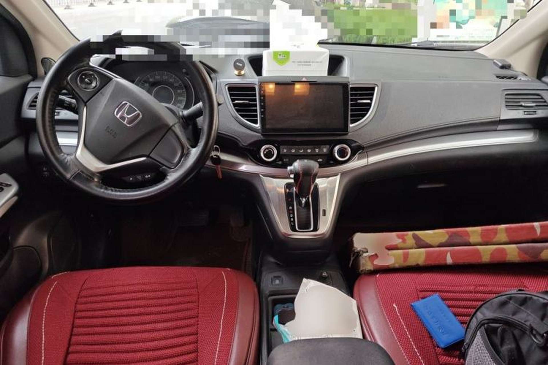 Used Honda CR-V 2015 2.0L two-wheel drive urban version Center Console