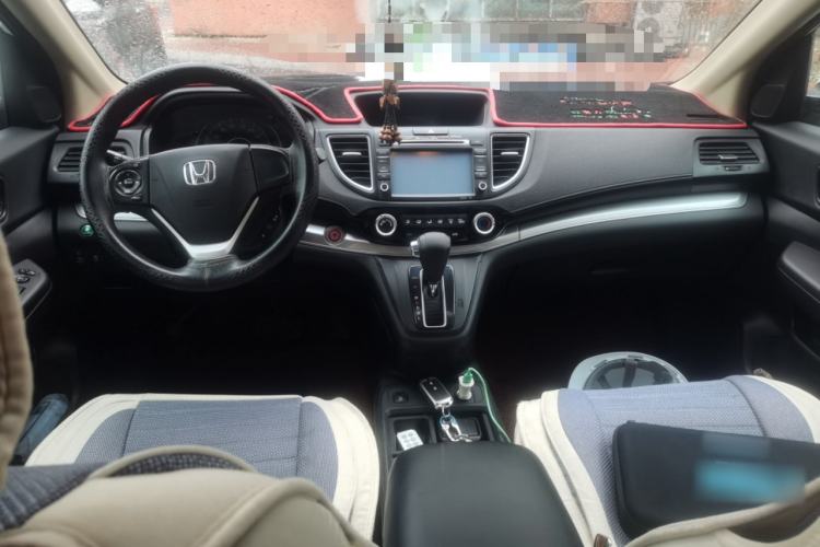 Used Honda CR-V 2015 2.0L Four-Wheel Drive Fashion Edition Center Console