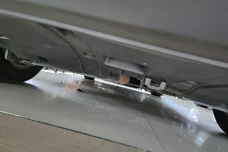 Used Honda CR-V 2015 2.0L two-wheel drive Fashion Edition Chassis Front