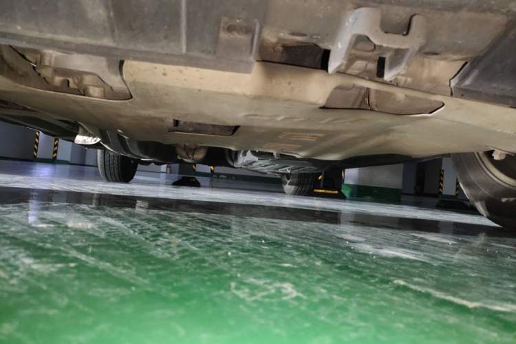 Used Honda CR-V 2015 2.0L two-wheel drive urban version Chassis Front
