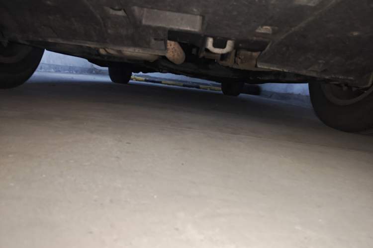Used Honda CR-V 2015 2.0L two-wheel drive Fashion Edition Chassis Front
