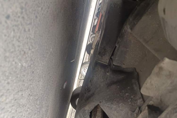 Used Honda CR-V 2015 2.4L Four-Wheel Drive Prestige Edition Chassis Front Left