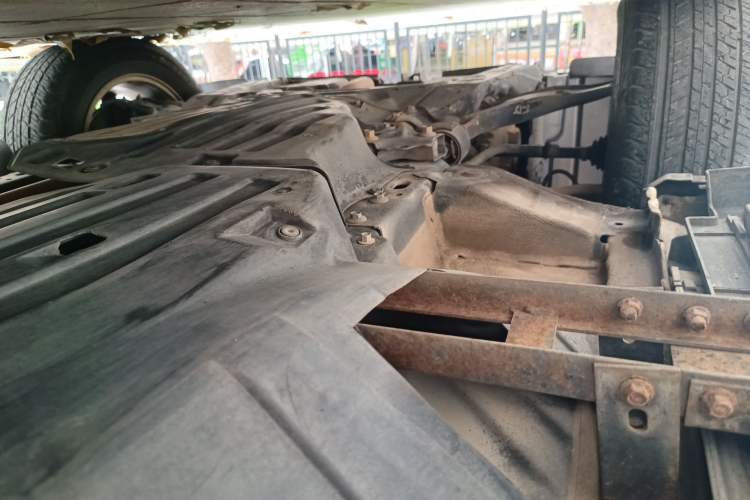 Used Honda CR-V 2015 2.0L two-wheel drive urban version Chassis Front Left
