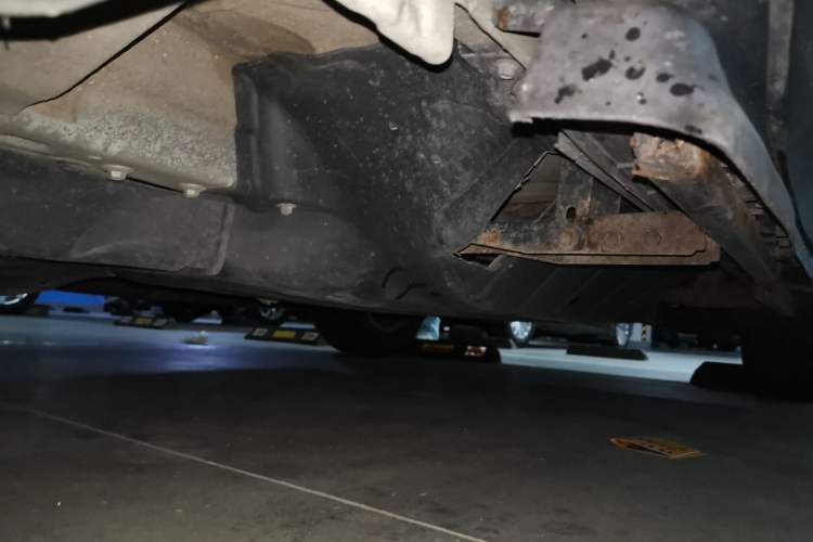 Used Honda CR-V 2015 2.4L two-wheel drive luxury version Chassis Front Left