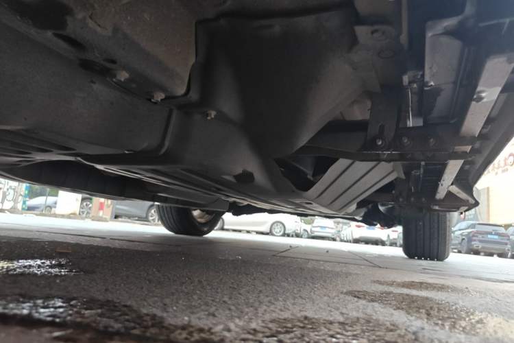 Used Honda CR-V 2015 2.0L two-wheel drive urban version Chassis Front Left